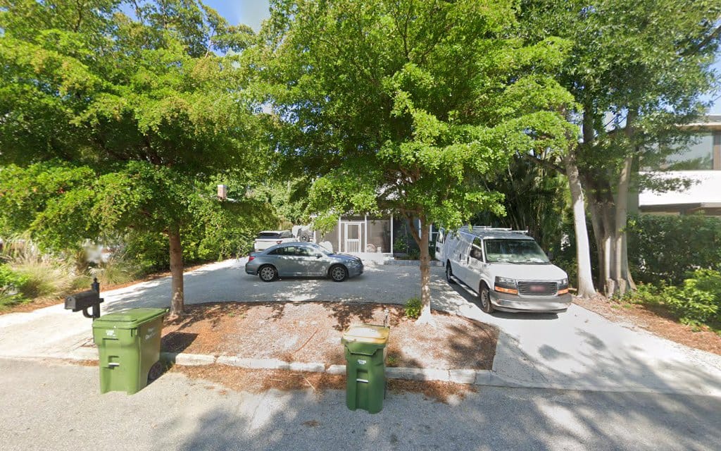 Palms to Pines LLC